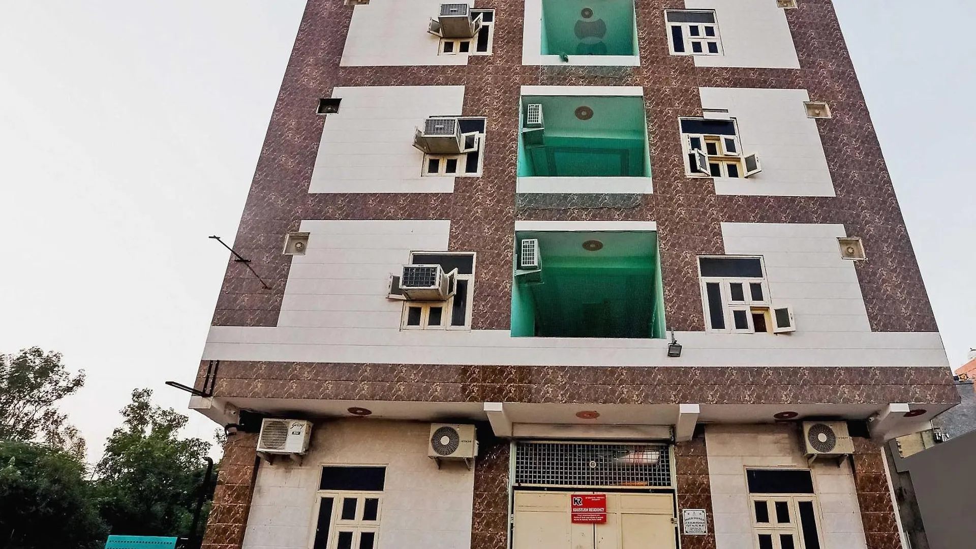Hotel O Peak Inn Delhi