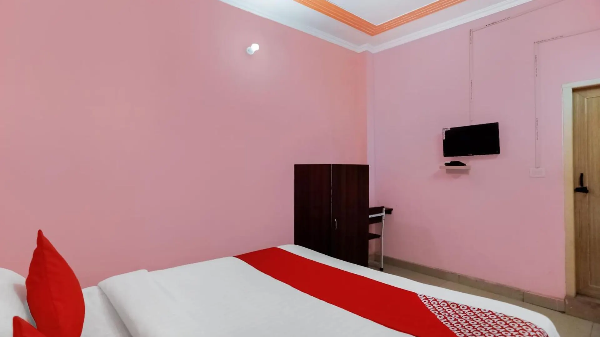 Hotel O Peak Inn Delhi  Delhi (National Capital Territory of India)