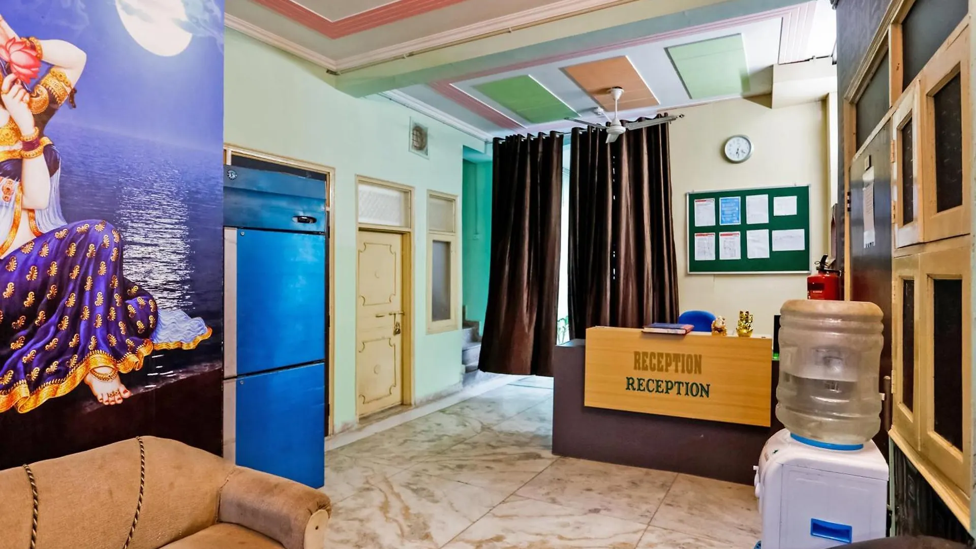 Hotel O Peak Inn Delhi  4*, Delhi (National Capital Territory of India)
